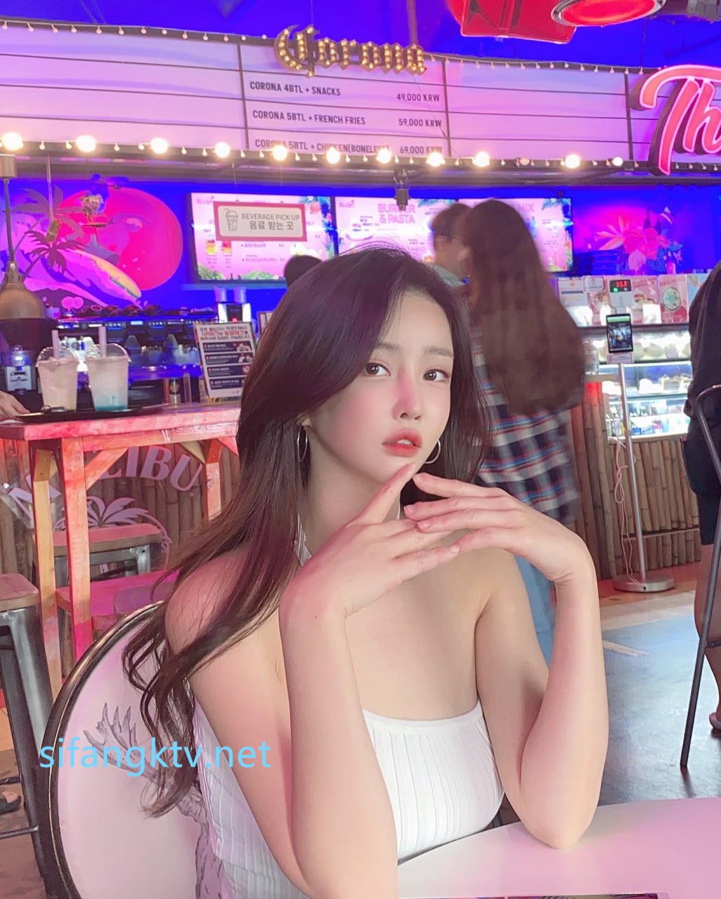 【2023_08_04】All_naked_sex_in_the_kichen_caution_need_to_see_next.m4v